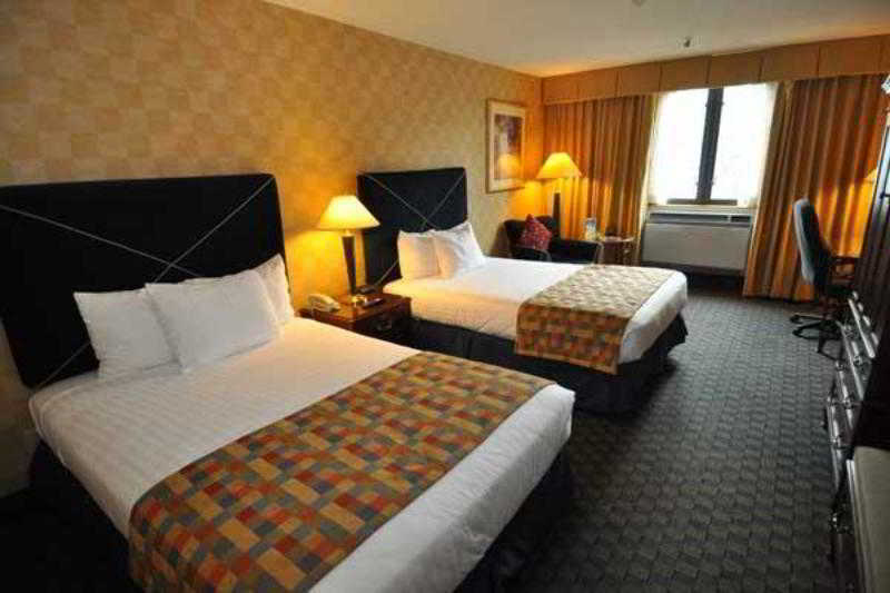 Freepoint Hotel Cambridge, Tapestry Collection By Hilton Exterior photo
